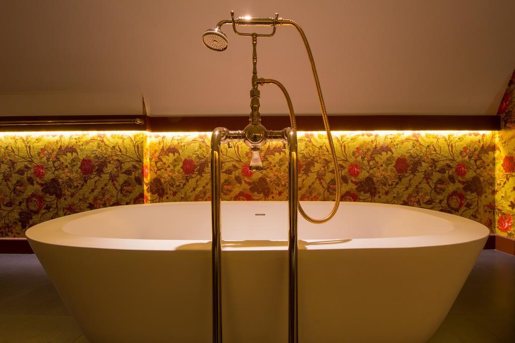 The Royal Suite - R.Q.C. Гаага Номер фото