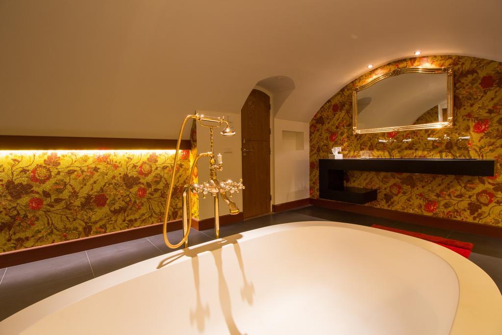 The Royal Suite - R.Q.C. Гаага Номер фото